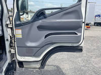 三菱ふそうキャンター冷凍車（冷蔵車）小型（2t・3t）[写真31]