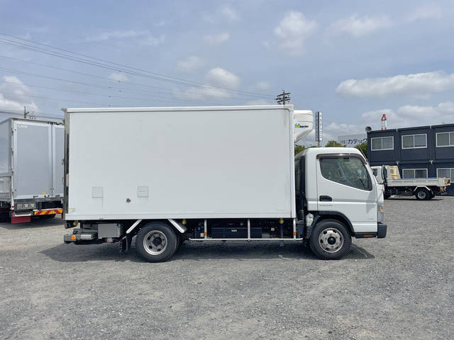 三菱ふそうキャンター冷凍車（冷蔵車）小型（2t・3t）[写真06]
