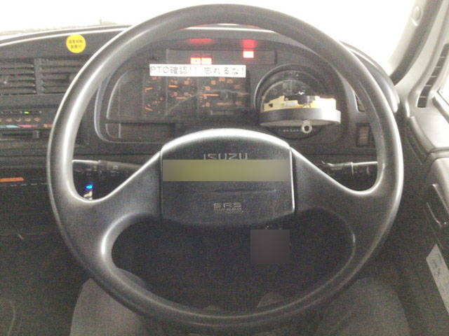 いすゞフォワードクレーン付増トン（6t・8t）[写真32]