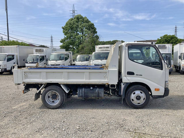 日野デュトロダンプ小型（2t・3t）[写真07]