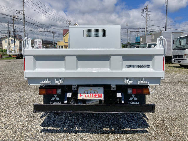 三菱ふそうキャンターダンプ小型（2t・3t）[写真12]
