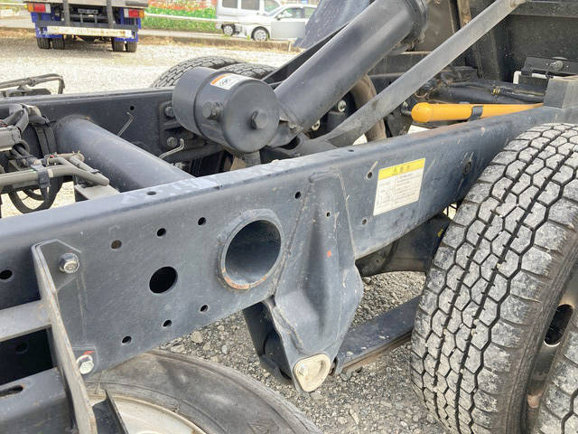 三菱ふそうキャンターダンプ小型（2t・3t）[写真23]