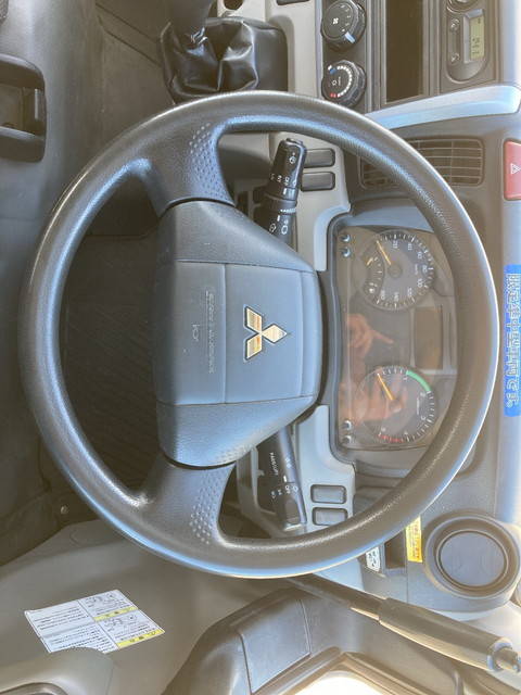 三菱ふそうキャンターダンプ小型（2t・3t）[写真37]