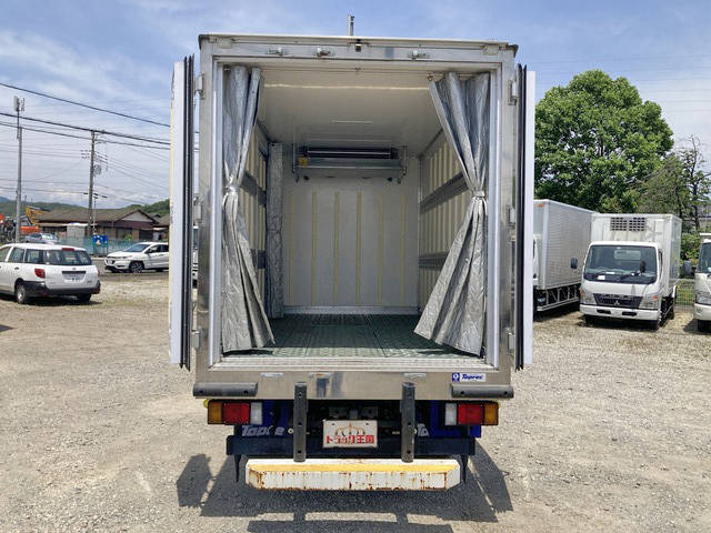 いすゞエルフ冷凍車（冷蔵車）小型（2t・3t）[写真11]