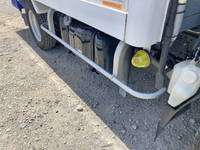 いすゞエルフ冷凍車（冷蔵車）小型（2t・3t）[写真21]