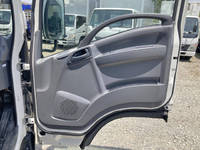 いすゞエルフ冷凍車（冷蔵車）小型（2t・3t）[写真30]