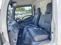 いすゞエルフ冷凍車（冷蔵車）小型（2t・3t）[写真32]