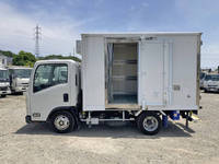 いすゞエルフ冷凍車（冷蔵車）小型（2t・3t）[写真06]