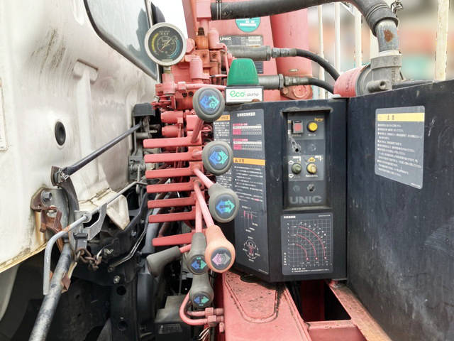 日野レンジャークレーン3段中型（4t）[写真15]