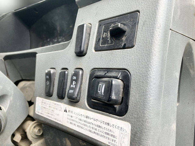 三菱ふそうファイター深ダンプ（土砂禁ダンプ）中型（4t）[写真38]