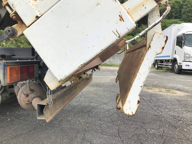 三菱ふそうキャンターダンプ小型（2t・3t）[写真15]