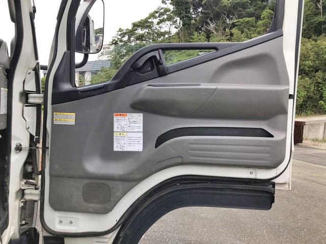 三菱ふそうキャンターダンプ小型（2t・3t）[写真28]