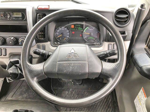 三菱ふそうキャンターダンプ小型（2t・3t）[写真34]