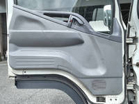 三菱ふそうキャンタークレーン付小型（2t・3t）[写真20]