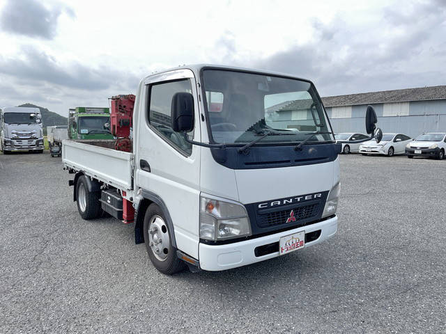三菱ふそうキャンタークレーン付小型（2t・3t）[写真03]
