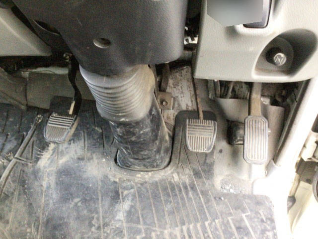 日野デュトロダブルキャブ（Wキャブ）小型（2t・3t）[写真30]