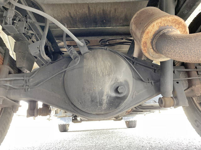 いすゞエルフアルミウイング小型（2t・3t）[写真22]