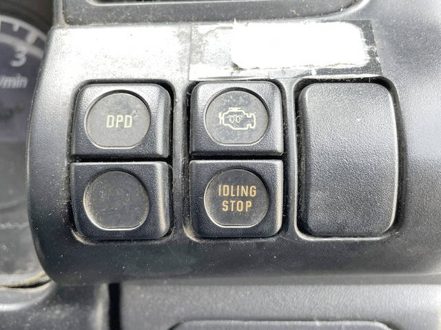 いすゞエルフアルミウイング小型（2t・3t）[写真38]