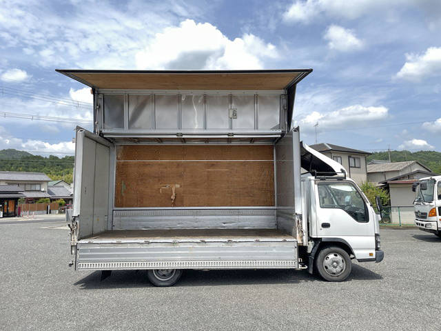 いすゞエルフアルミウイング小型（2t・3t）[写真08]