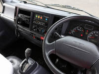 いすゞエルフパッカー車（塵芥車）小型（2t・3t）[写真24]