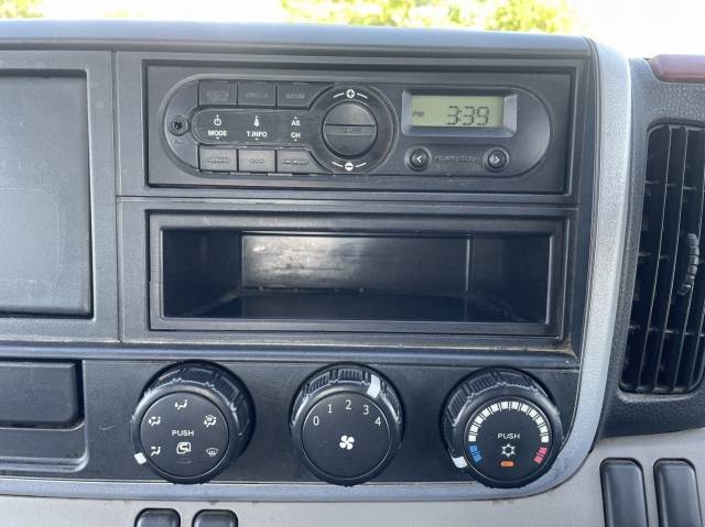 三菱ふそうキャンターダンプ小型（2t・3t）[写真39]