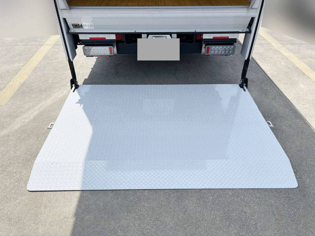 日野デュトロアルミバン小型（2t・3t）[写真15]