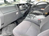 いすゞフォワード冷凍車（冷蔵車）中型（4t）[写真31]