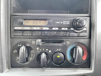 いすゞフォワード冷凍車（冷蔵車）中型（4t）[写真37]