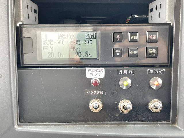 いすゞフォワード冷凍車（冷蔵車）中型（4t）[写真38]