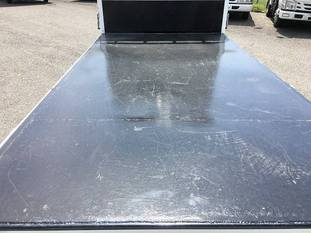 いすゞエルフ平ボディ小型（2t・3t）[写真12]