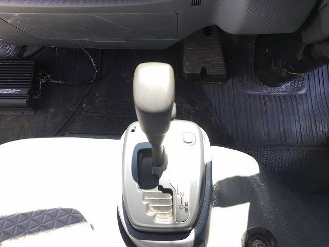 いすゞエルフ平ボディ小型（2t・3t）[写真34]