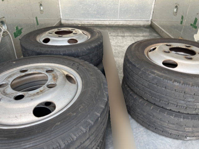 三菱ふそうキャンターアルミバン小型（2t・3t）[写真12]