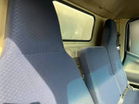 三菱ふそうキャンターアルミバン小型（2t・3t）[写真18]