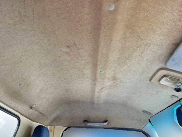 三菱ふそうキャンターアルミバン小型（2t・3t）[写真22]