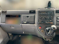 三菱ふそうキャンターアルミバン小型（2t・3t）[写真24]