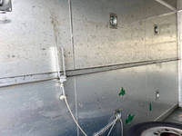 三菱ふそうキャンターアルミバン小型（2t・3t）[写真09]