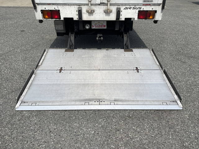 日野レンジャー冷凍車（冷蔵車）中型（4t）[写真17]