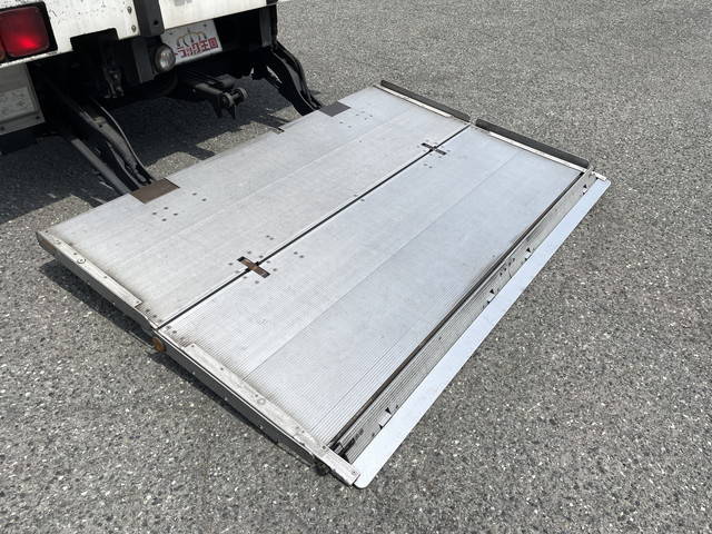 日野レンジャー冷凍車（冷蔵車）中型（4t）[写真18]