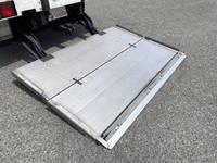 日野レンジャー冷凍車（冷蔵車）中型（4t）[写真18]