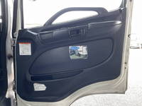 日野レンジャー冷凍車（冷蔵車）中型（4t）[写真28]