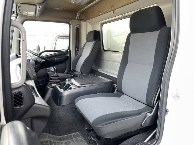 日野レンジャー冷凍車（冷蔵車）中型（4t）[写真29]