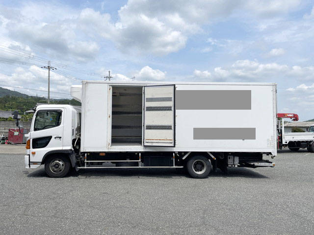 日野レンジャー冷凍車（冷蔵車）中型（4t）[写真06]