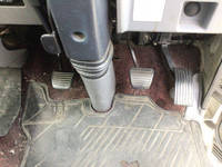 三菱ふそうキャンター平ボディ小型（2t・3t）[写真28]