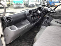 日野デュトロ平ボディ小型（2t・3t）[写真29]