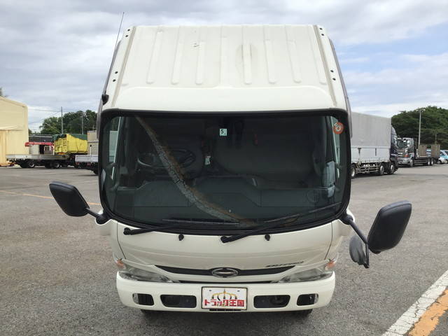 日野デュトロ平ボディ小型（2t・3t）[写真08]