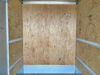 三菱ふそうキャンターアルミバン小型（2t・3t）[写真14]