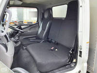 三菱ふそうキャンターアルミバン小型（2t・3t）[写真26]