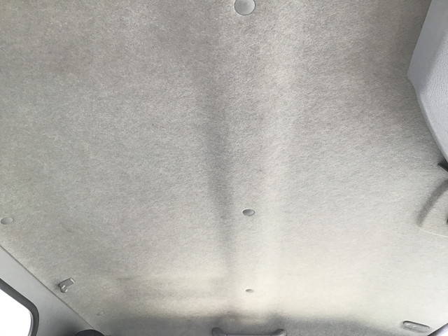 三菱ふそうキャンターアルミバン小型（2t・3t）[写真30]