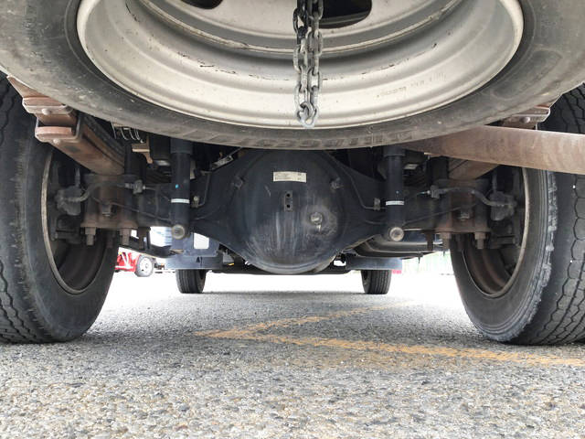 三菱ふそうキャンター平ボディ小型（2t・3t）[写真21]