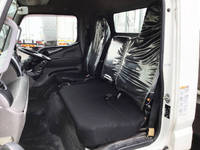 三菱ふそうキャンター平ボディ小型（2t・3t）[写真28]